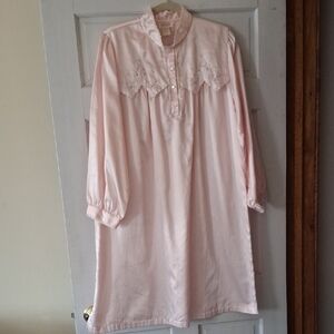 Vintage Barbizon Cuddleskin Light Pink Sleepwear